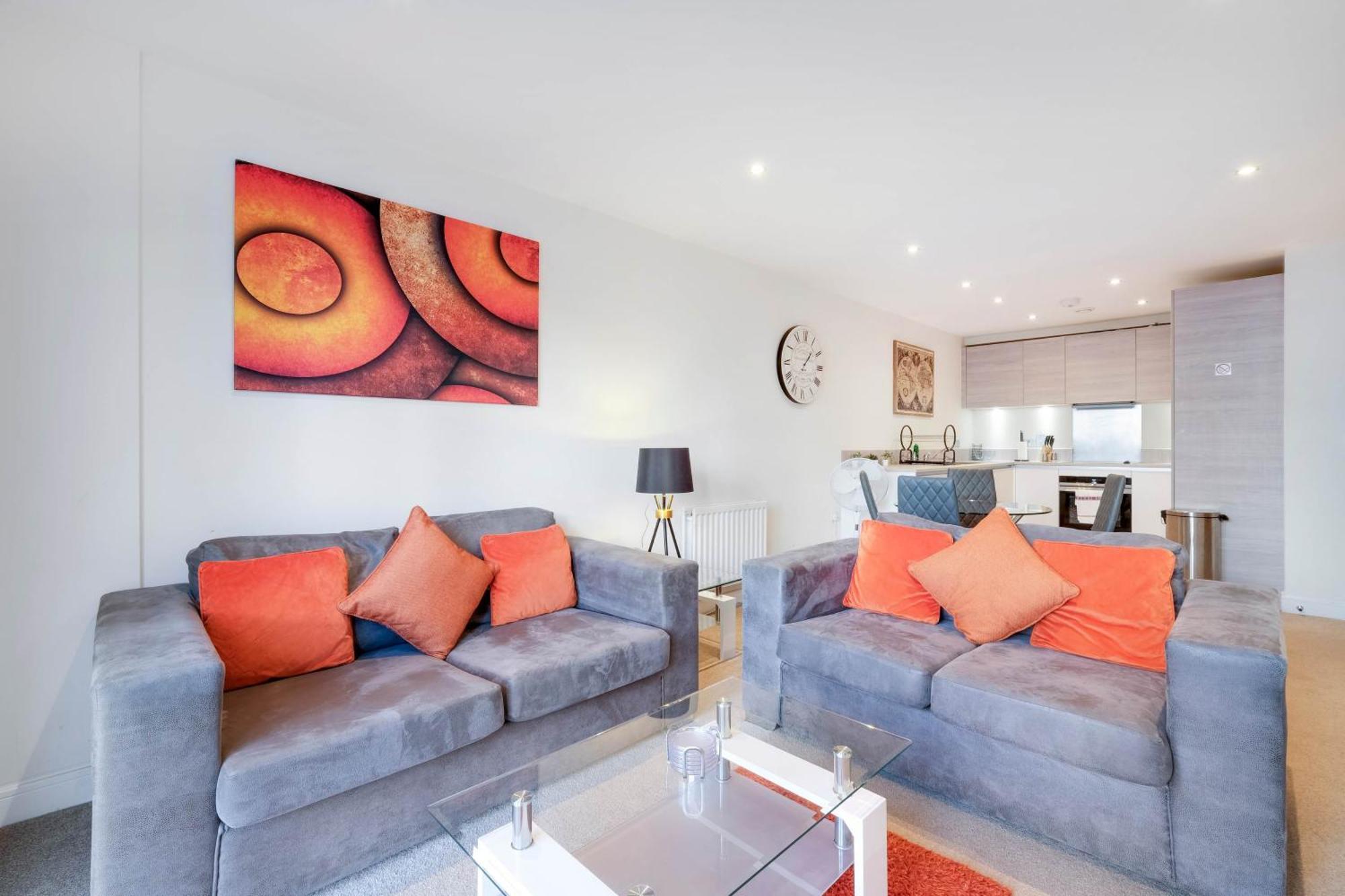 Alder House Serviced Apartment Maidenhead By 360Stays Eksteriør billede