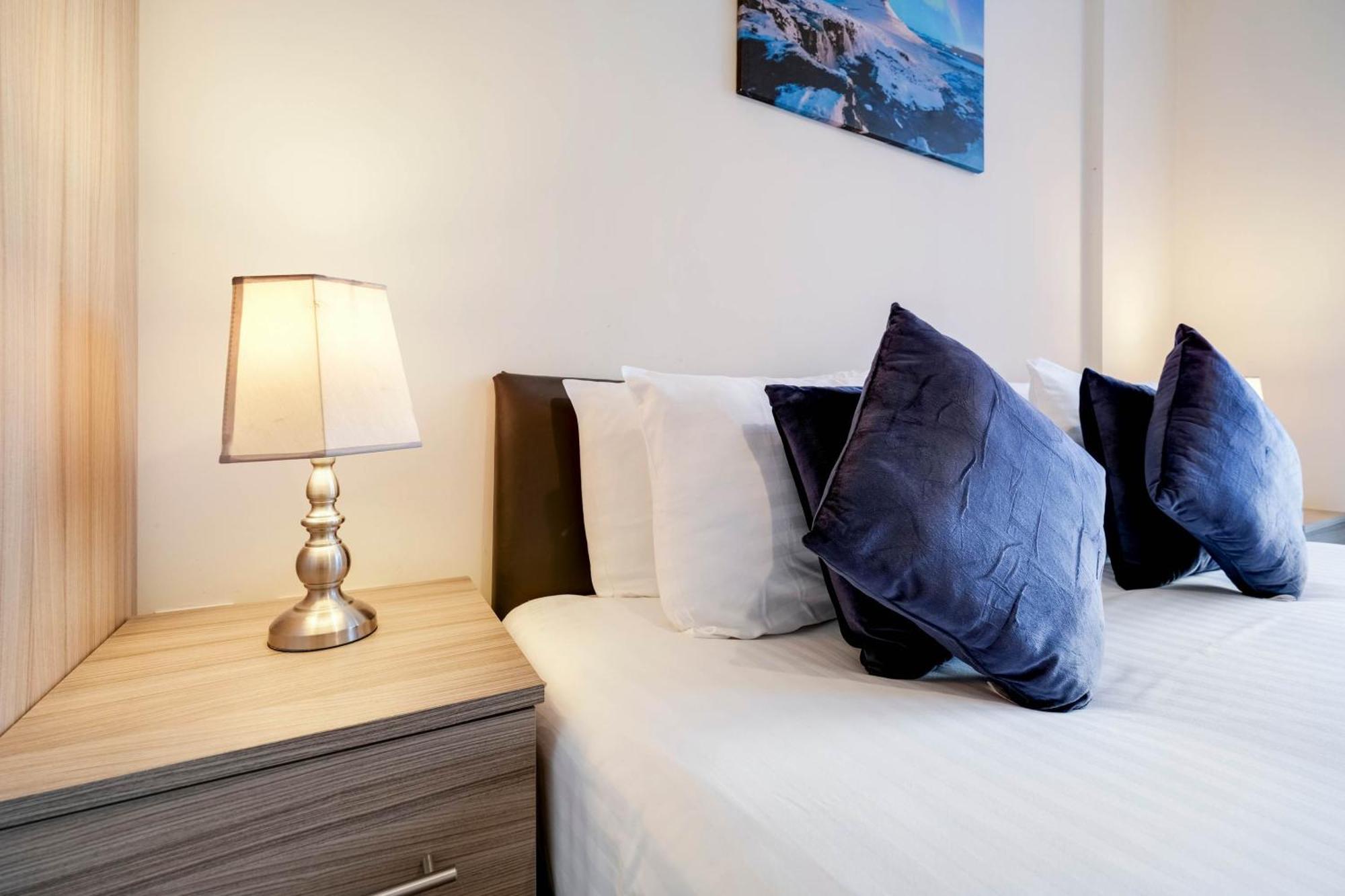 Alder House Serviced Apartment Maidenhead By 360Stays Eksteriør billede